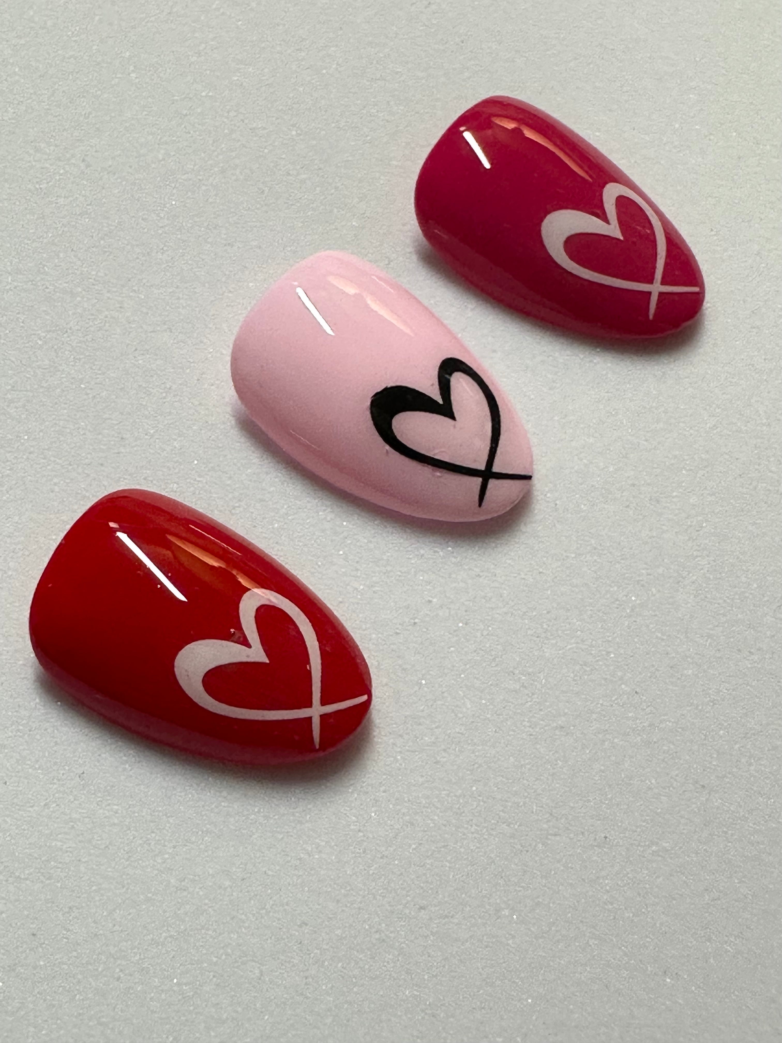 ACCENT NAILS